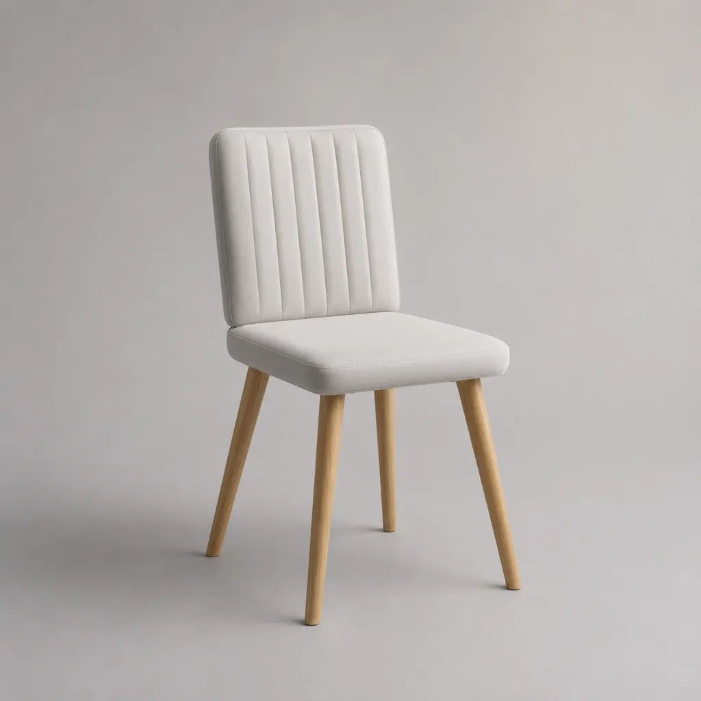 Sedia imbottita in tessuto bianco rotto e legno naturale, 47 × 55 × 82 cm